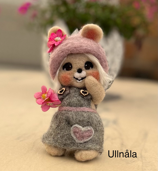 Ullnåla figur -Borga