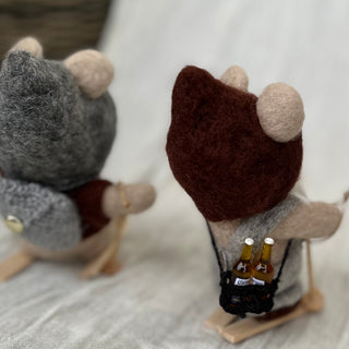 Wool needle figurine Freddy and Fredrik