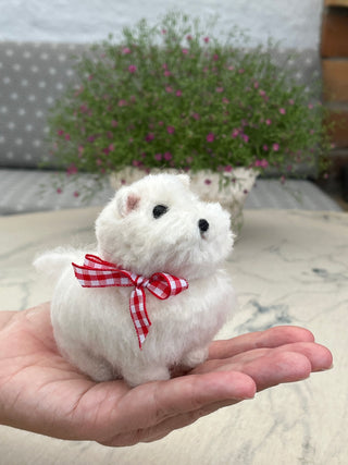 Ullnåla figur - Tia Hvit hund