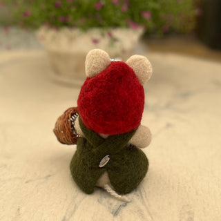 Ullnåla figur - Molly med kurven