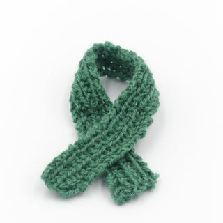 Hand-knitted scarf 23cm