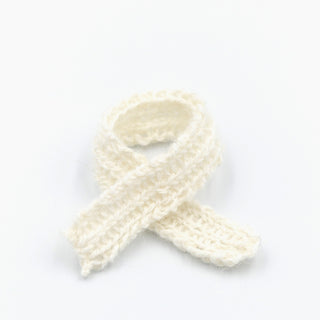 Hand-knitted scarf 21cm