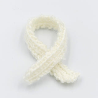 Hand-knitted scarf 18cm